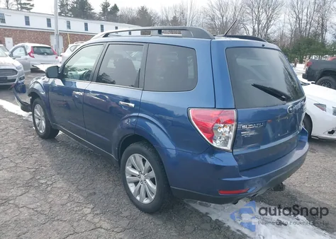 2011 Subaru Forester 2.5X Premium z USA, uszkodzony, nr VIN JF2SHADC9BH764267